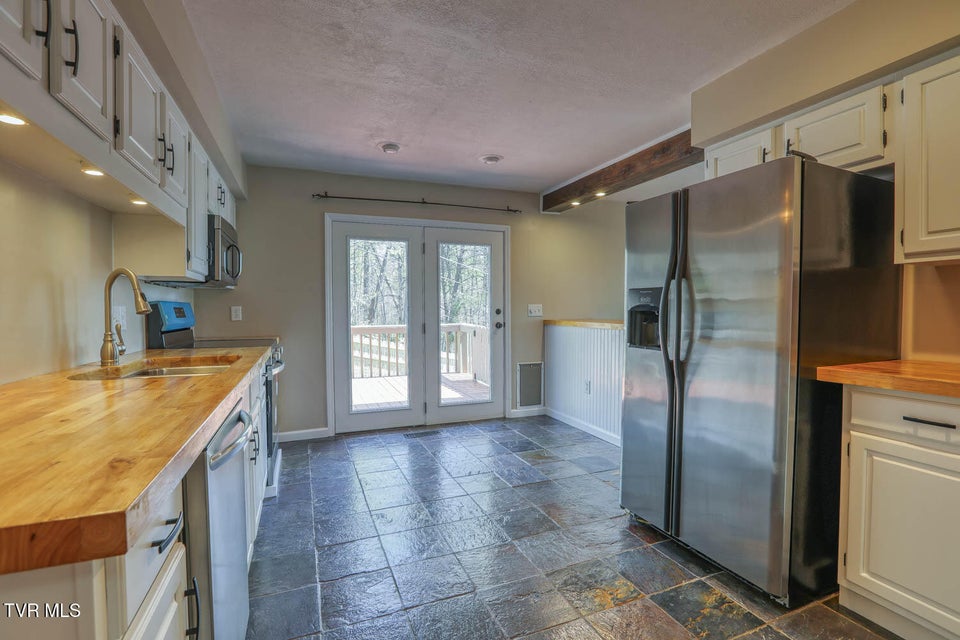 Photo #33: 804 Seven Oaks Drive