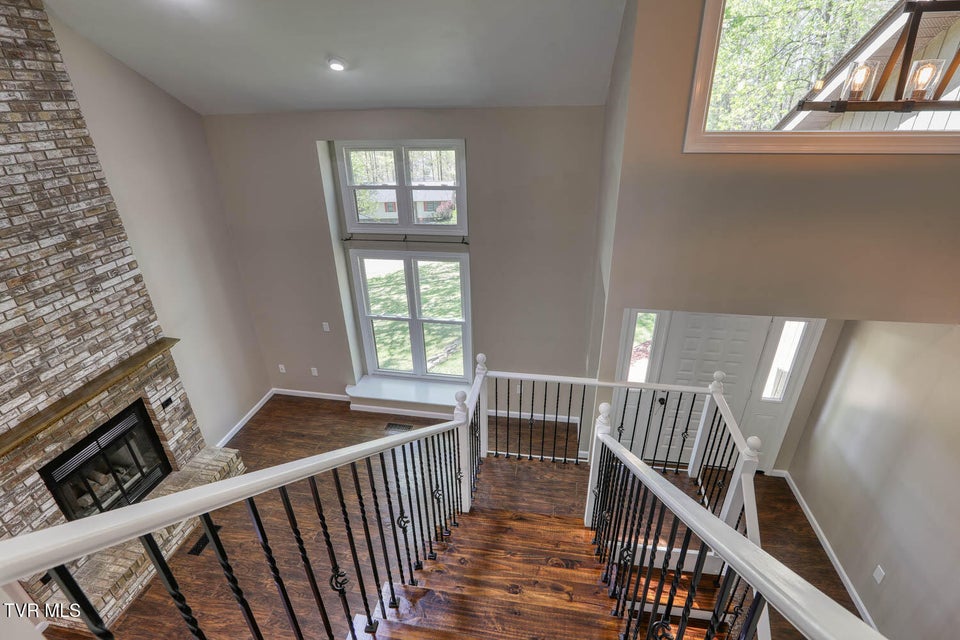 Photo #66: 804 Seven Oaks Drive