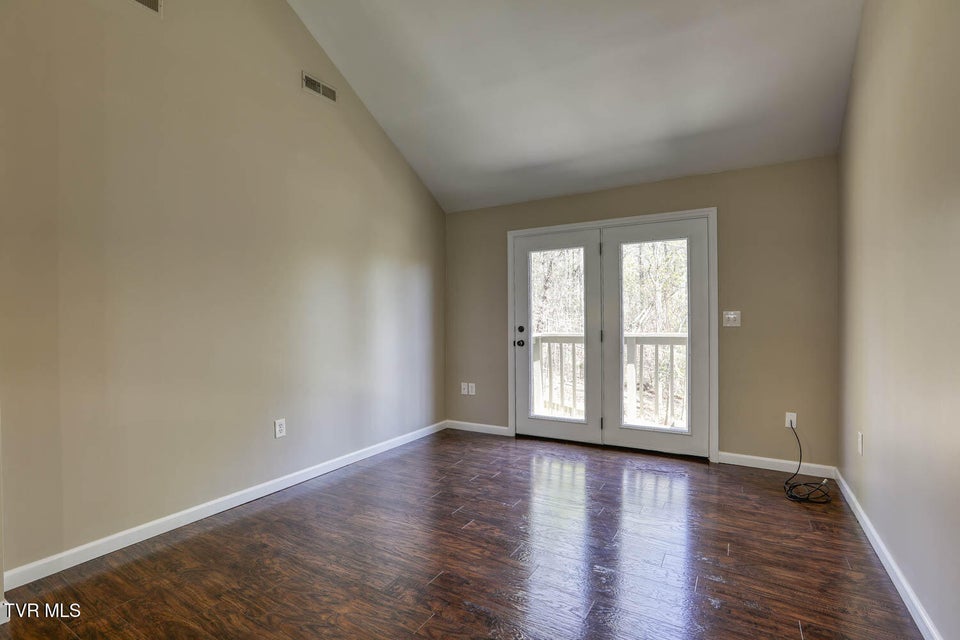 Photo #68: 804 Seven Oaks Drive