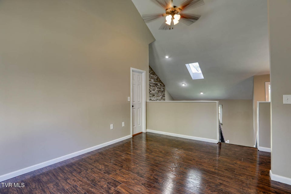 Photo #69: 804 Seven Oaks Drive