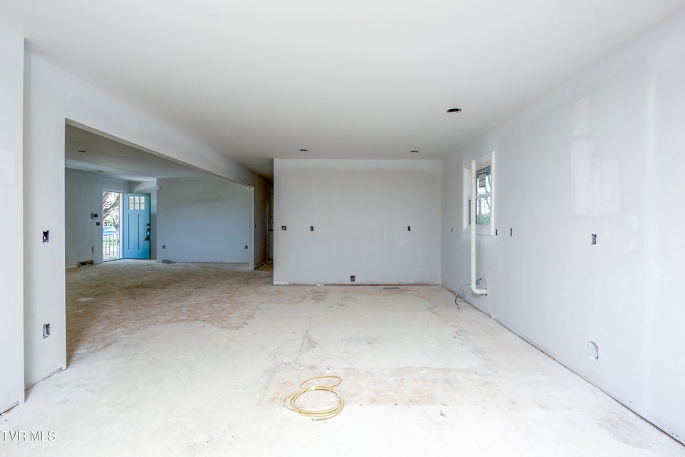 Photo #12: 677 Summit Drive