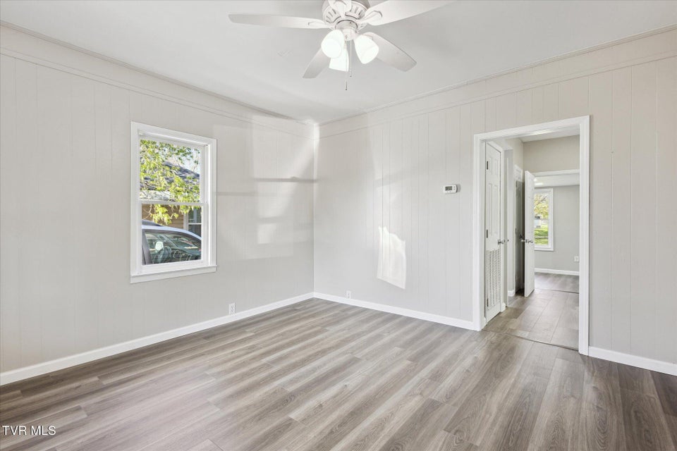 Photo #6: 1637 E Street