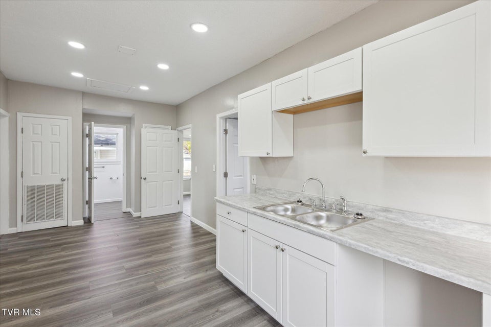 Photo #13: 1637 E Street