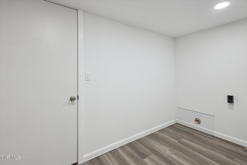 Photo #22: 1637 E Street