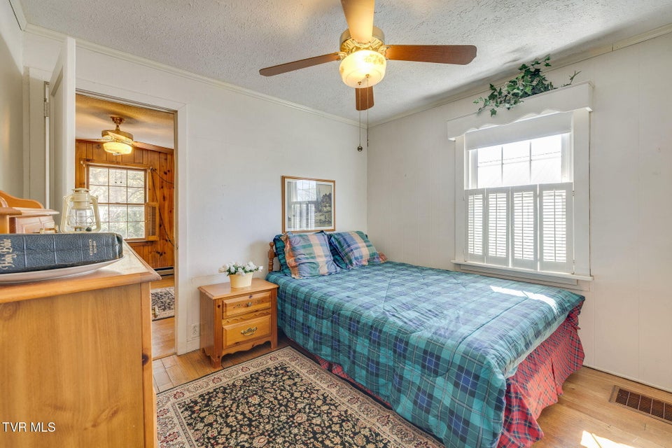 Photo #12: 2110 Anderson Street