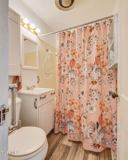 Photo #13: 2110 Anderson Street