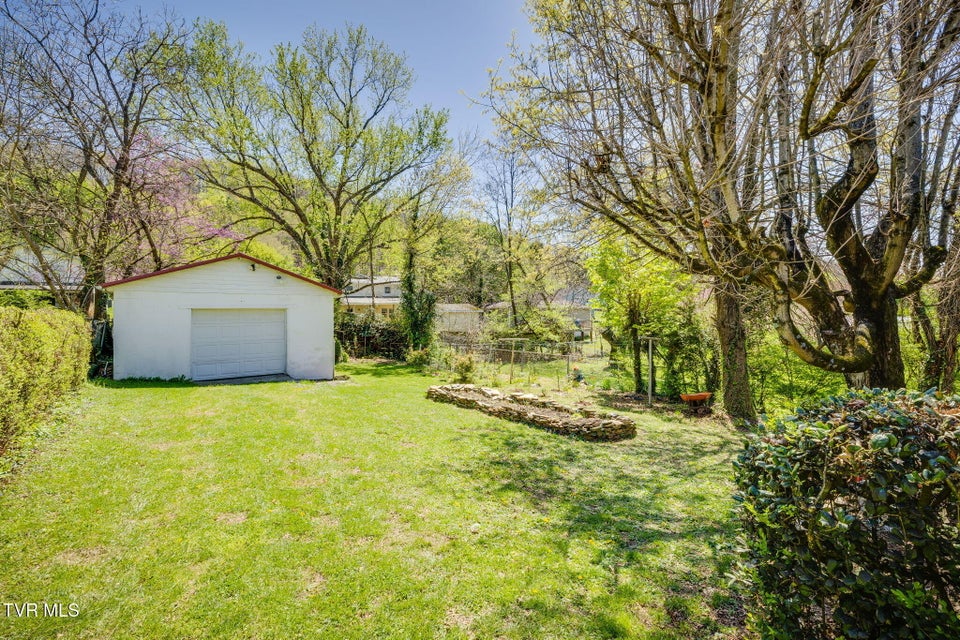 Photo #19: 2110 Anderson Street