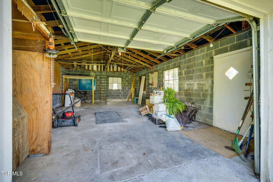 Photo #21: 2110 Anderson Street