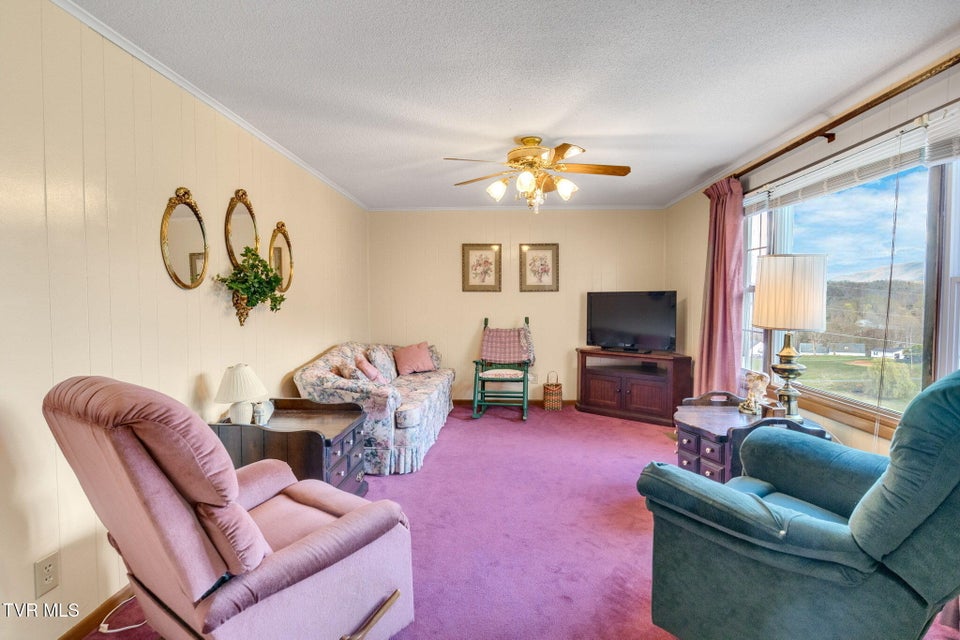 Photo #8: 22397 Sugarbush Ln