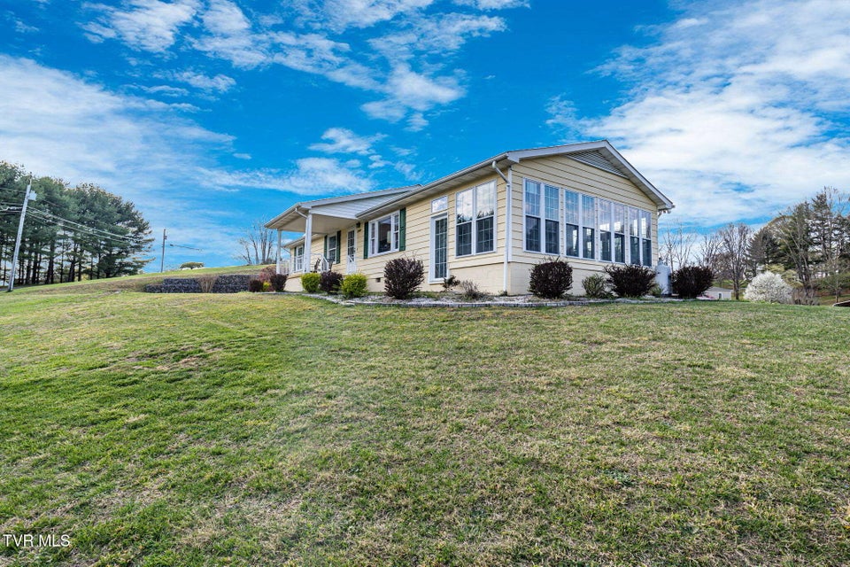 Photo #4: 22397 Sugarbush Ln