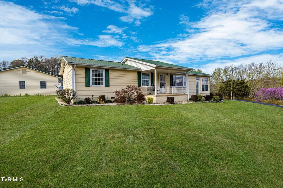 Photo #3: 22397 Sugarbush Ln