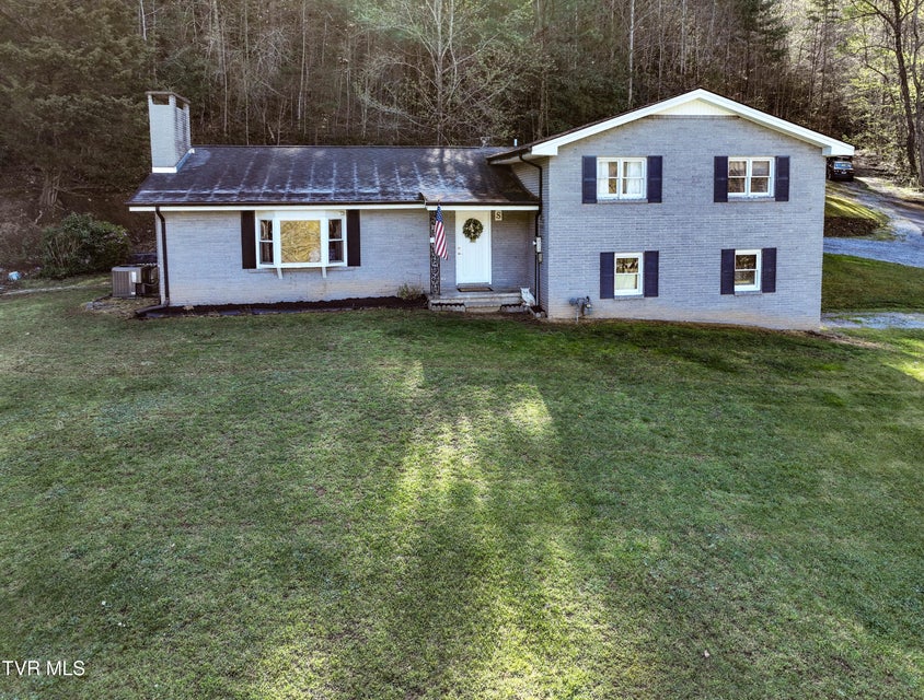 Photo #60: 115 Freeman Silvers Road