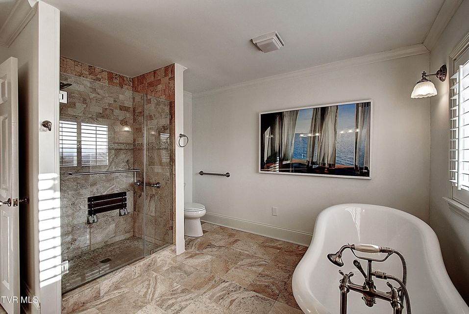 Photo #4: 112 Barberry Road