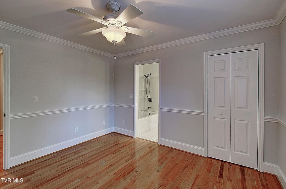 Photo #38: 112 Barberry Road