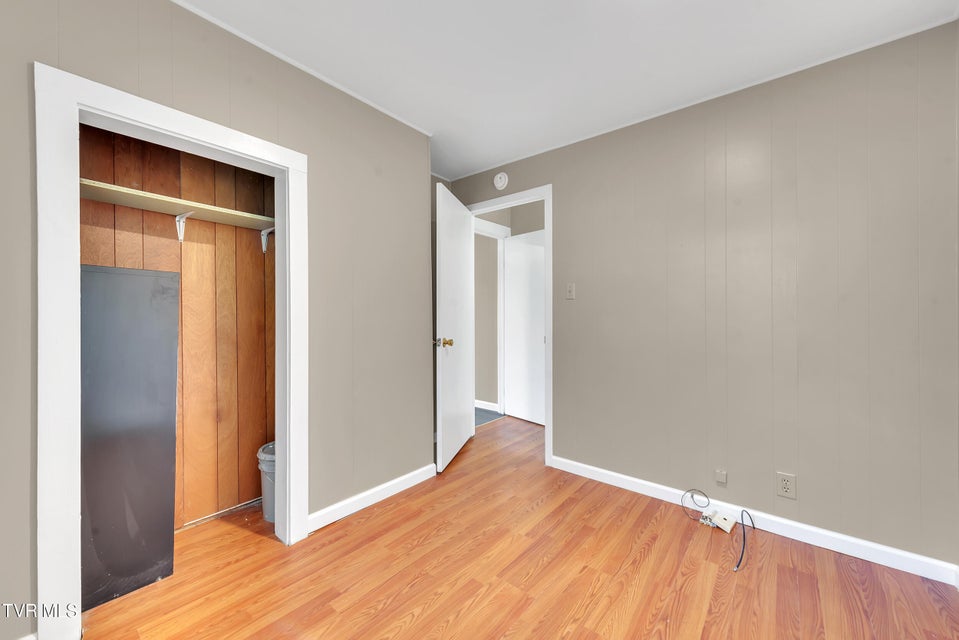 Photo #17: 457 Bernard Avenue