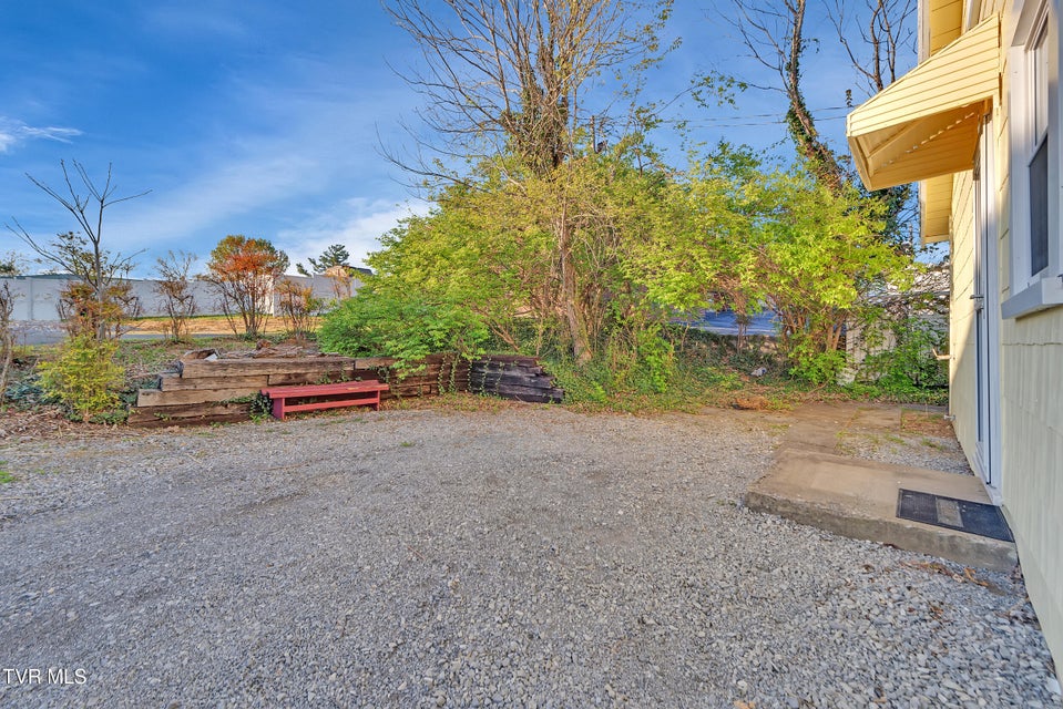Photo #26: 457 Bernard Avenue