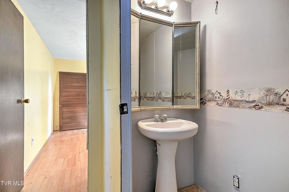 Photo #31: 2000 Mckinney Drive