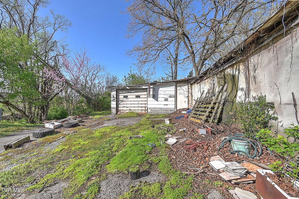 Photo #45: 2000 Mckinney Drive