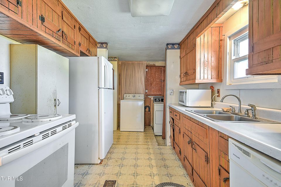 Photo #20: 2000 Mckinney Drive