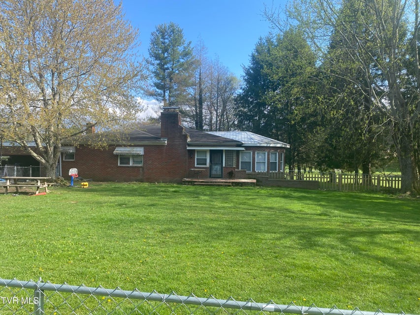 Photo #7: 6192 Hurricane Road