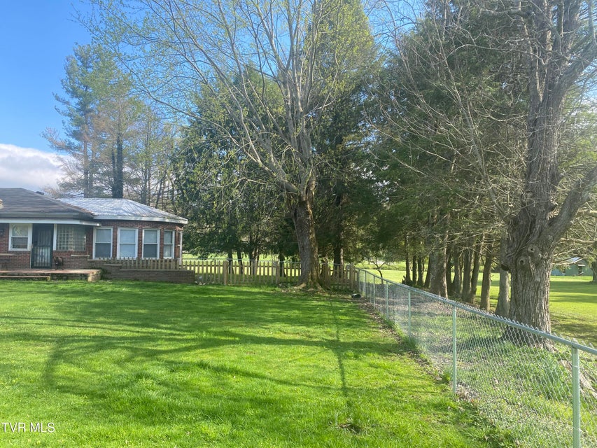 Photo #8: 6192 Hurricane Road