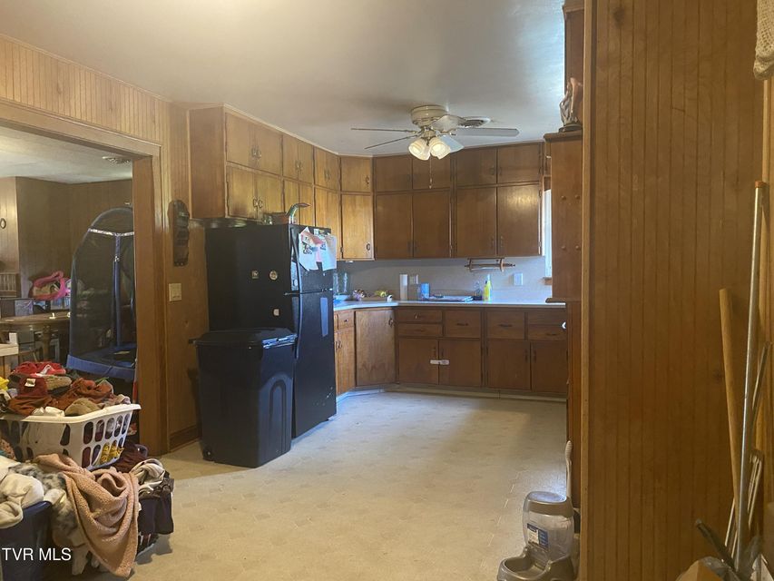 Photo #13: 6192 Hurricane Road