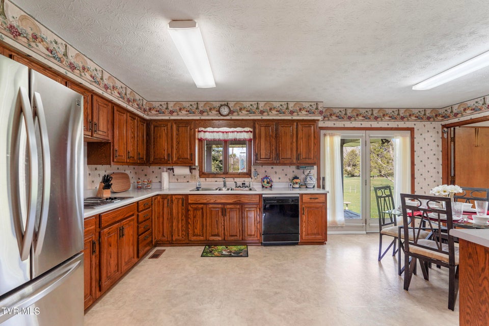 Photo #11: 632 Matson Road