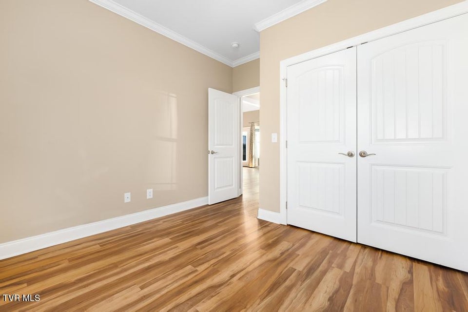 Photo #25: 474 Grovemont Place