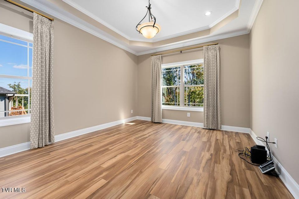 Photo #29: 474 Grovemont Place