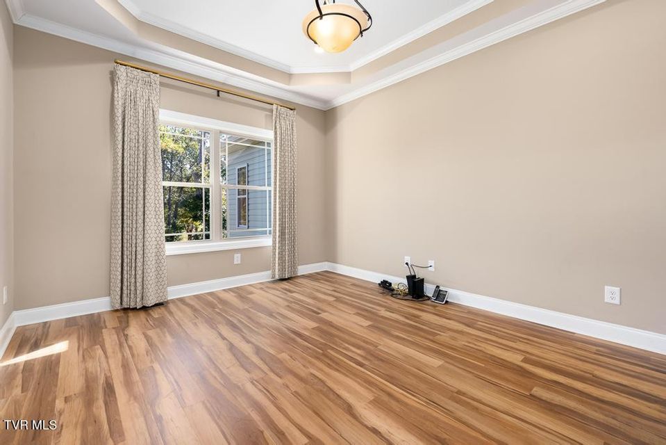 Photo #31: 474 Grovemont Place