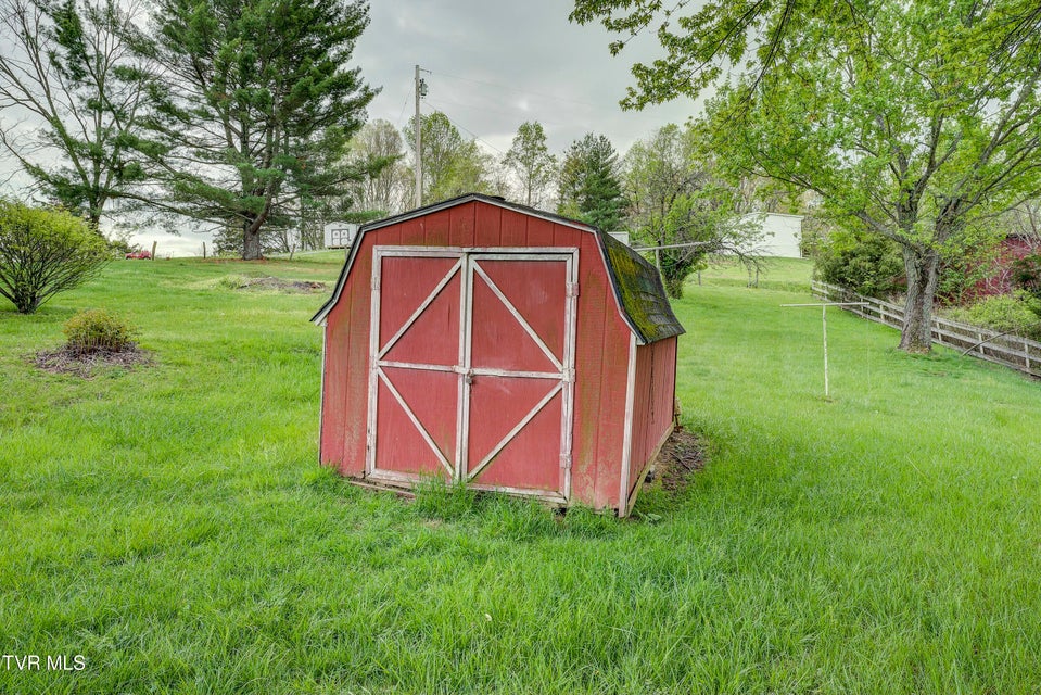 Photo #25: 133 Telford Road