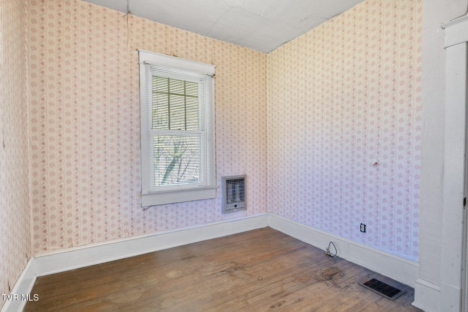 Photo #12: 41144 Morgan Avenue