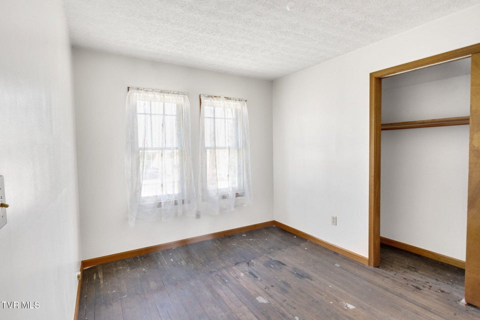 Photo #21: 41144 Morgan Avenue