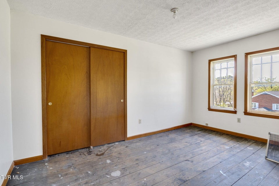 Photo #25: 41144 Morgan Avenue
