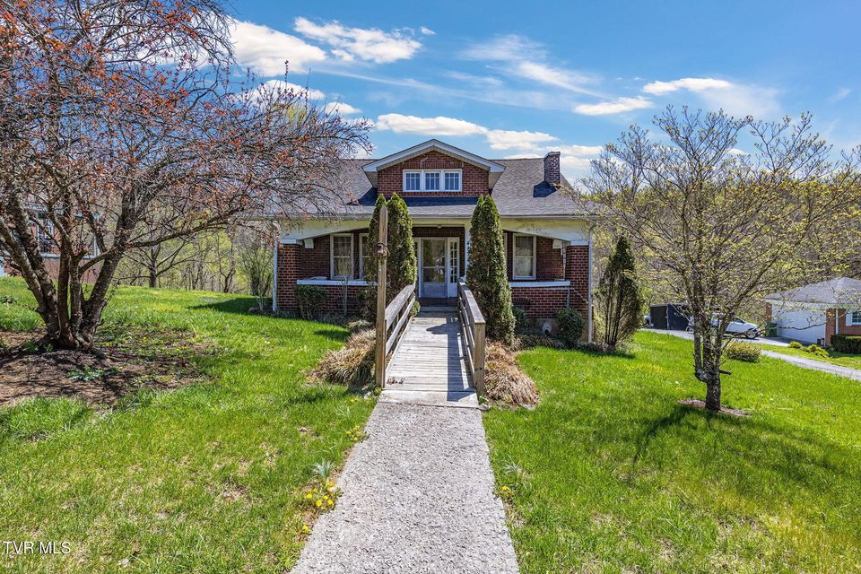 Photo #29: 41144 Morgan Avenue