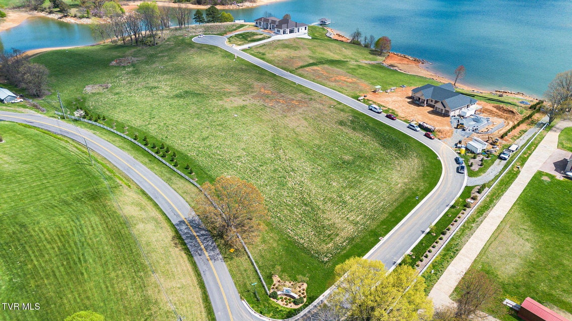 Photo #4: Tbd Lake Landing