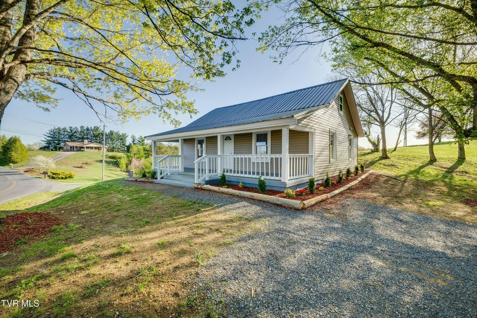 Photo #3: 290 Brookside Drive