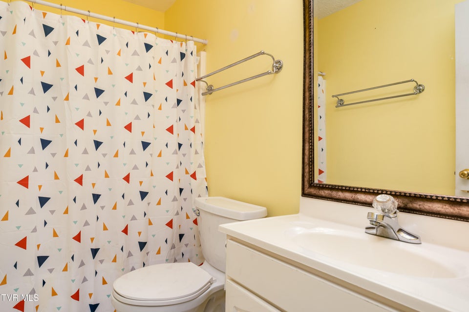 Photo #7: 807 Swadley Road