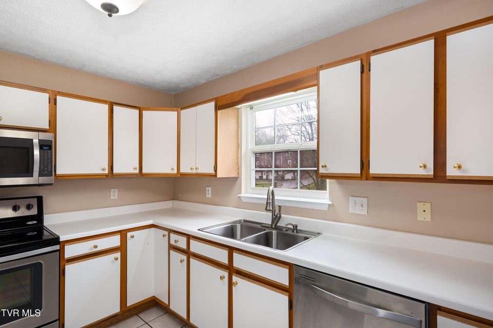 Photo #11: 807 Swadley Road