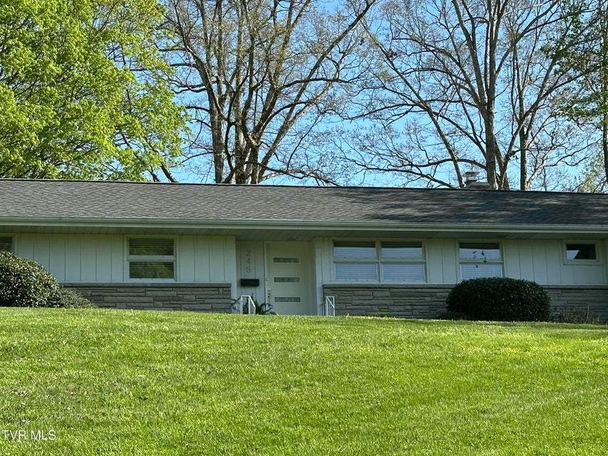 Photo #87: 245 De Lee Drive