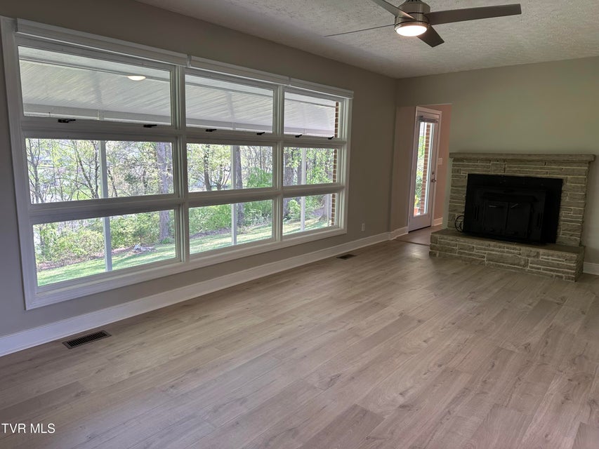 Photo #6: 245 De Lee Drive