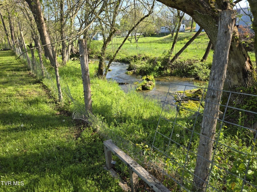 Photo #23: 1995 Chuckey Highway