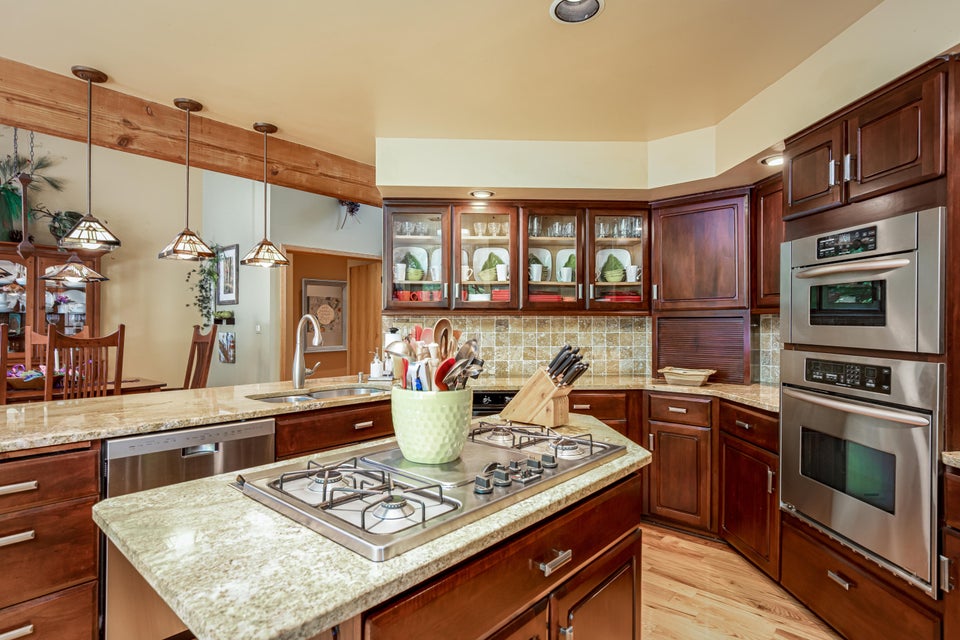 Photo #4: 485 Woodway Drive
