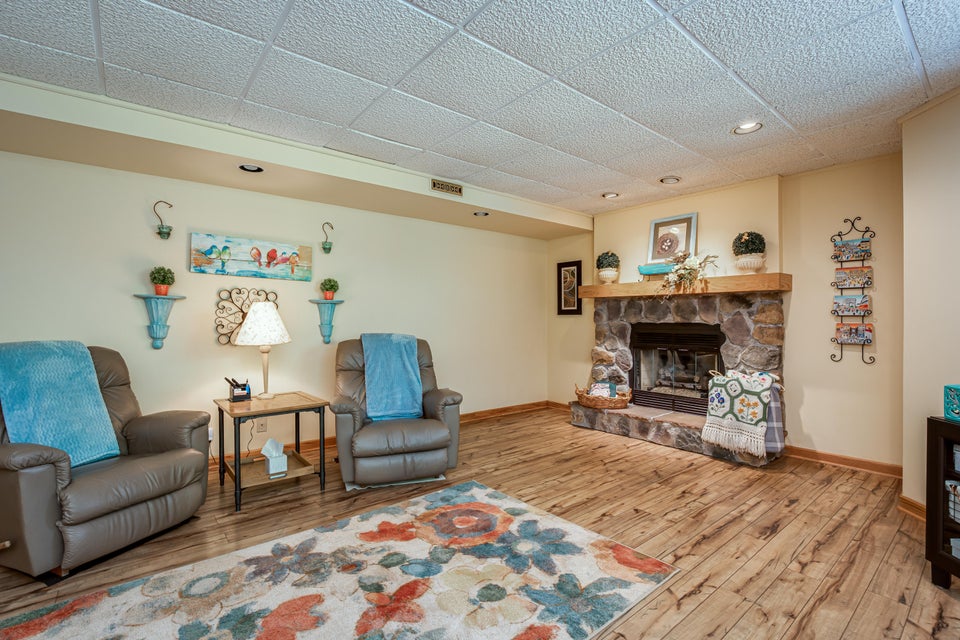 Photo #36: 485 Woodway Drive
