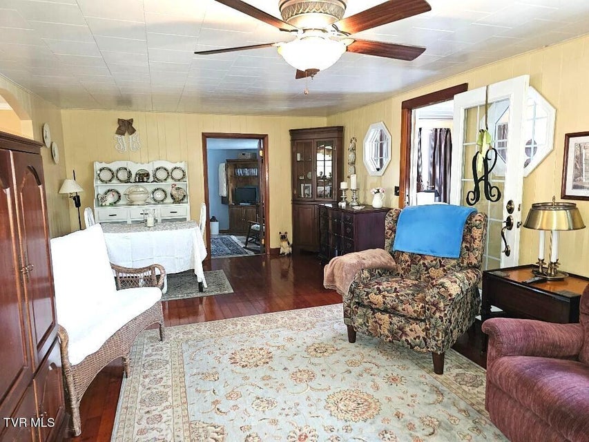 Photo #6: 9911 White Oak Road