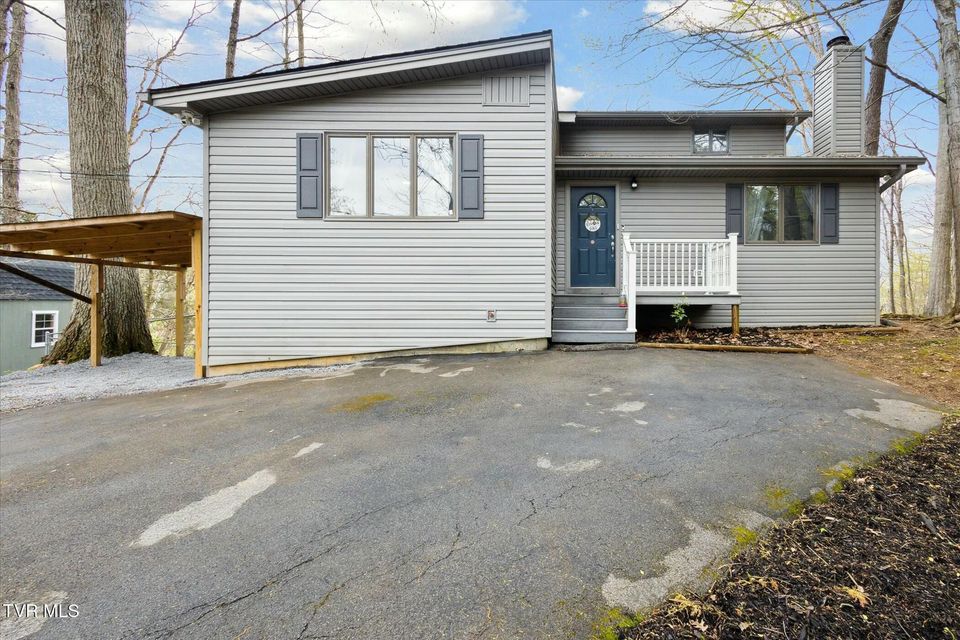 Photo #3: 265 Holston Drive Lane