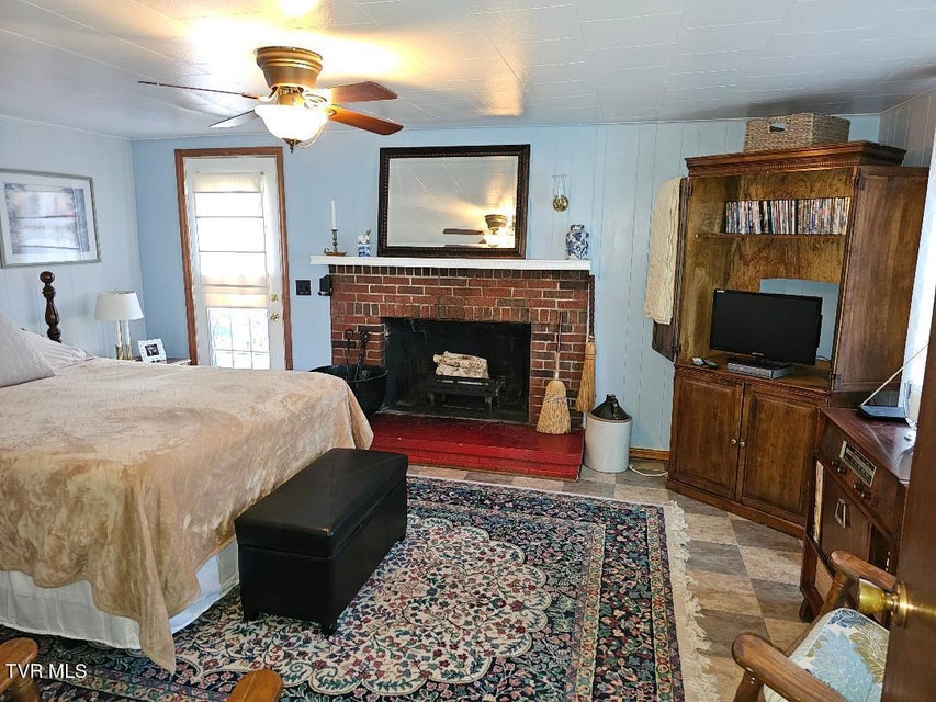 Photo #11: 9911 White Oak Road