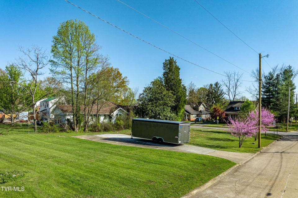 Photo #16: 1102 Catawba Street