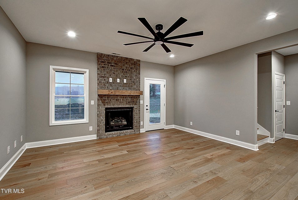 Photo #7: 249 Dry Kiln Court