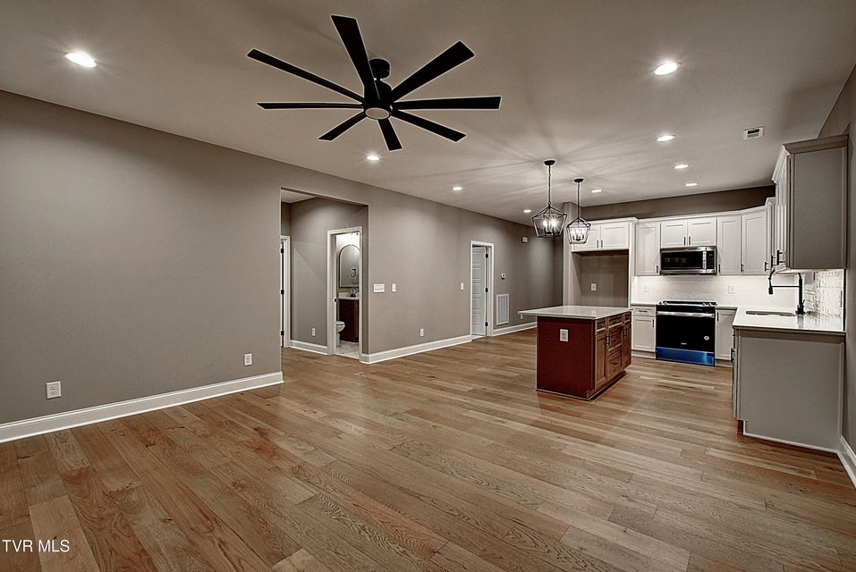 Photo #8: 249 Dry Kiln Court